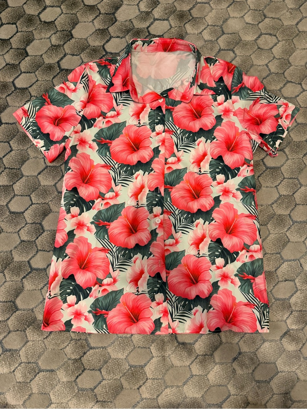Women’s Hawaiian shirt